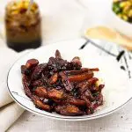 Ajam Smoor van kippendijen Ajam Smoor van kippendijen in ketjapsaus