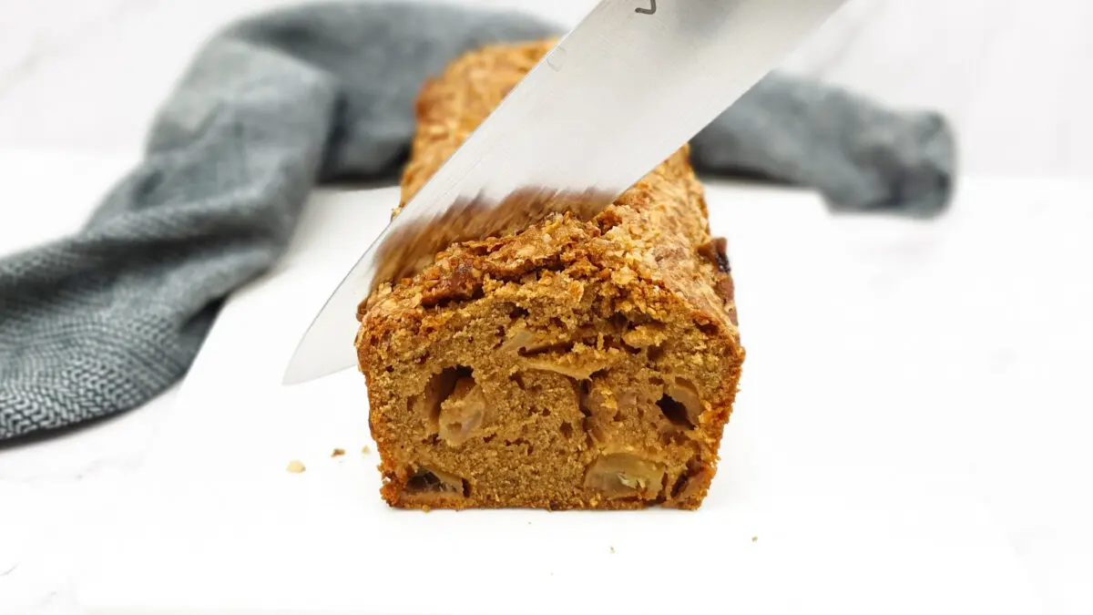 Appel kaneel cake met nougatine