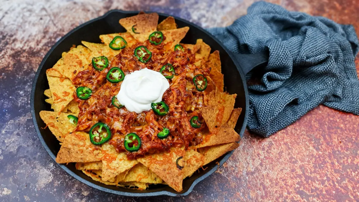 Nacho's met pulled chicken en zelfgemaakte barbecuesaus