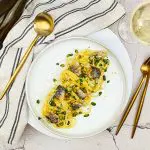 Citroen spaghetti met sardientjes en pistachenootjes