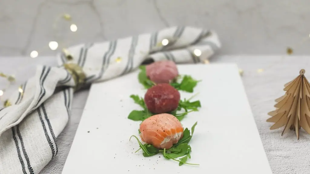 Zalm bonbons met mascarpone, zeekraal en Hollandse garnaaltjes