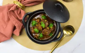 Rode beef curry met bier en kokos