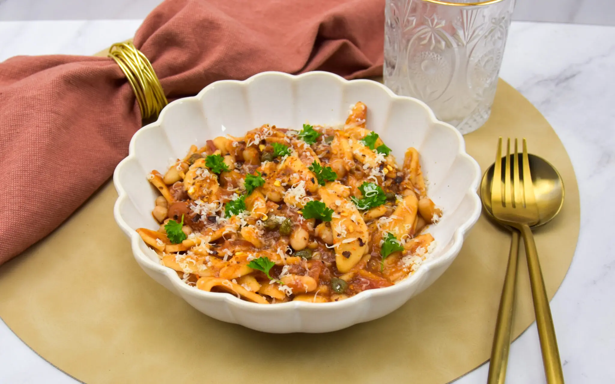 Pasta met ansjovis en cannellinibonen