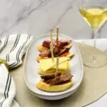 Pintxos met appel en iberico secreto