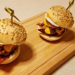 Mini hamburgers: Amerikaanse cheeseburgers