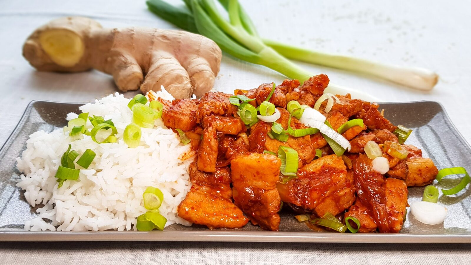 Snelle kimchistoof met spek (Kimchi Jjigae)