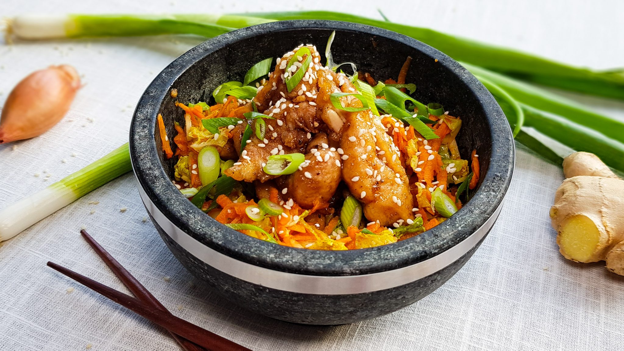Uitgelezene Kimchi salade met krokante kip | Evie kookt QN-48