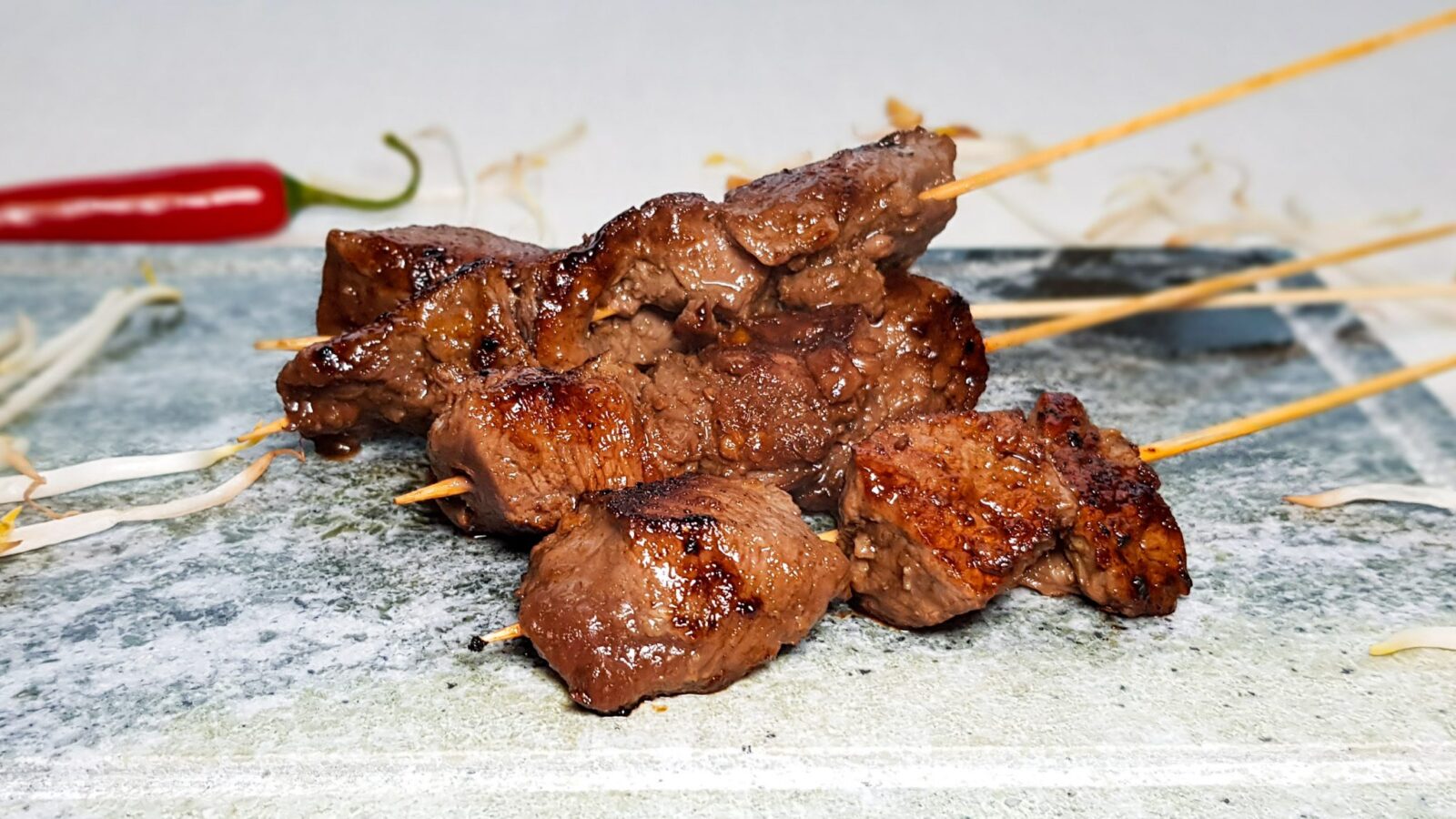 Rundersaté van biefstuk