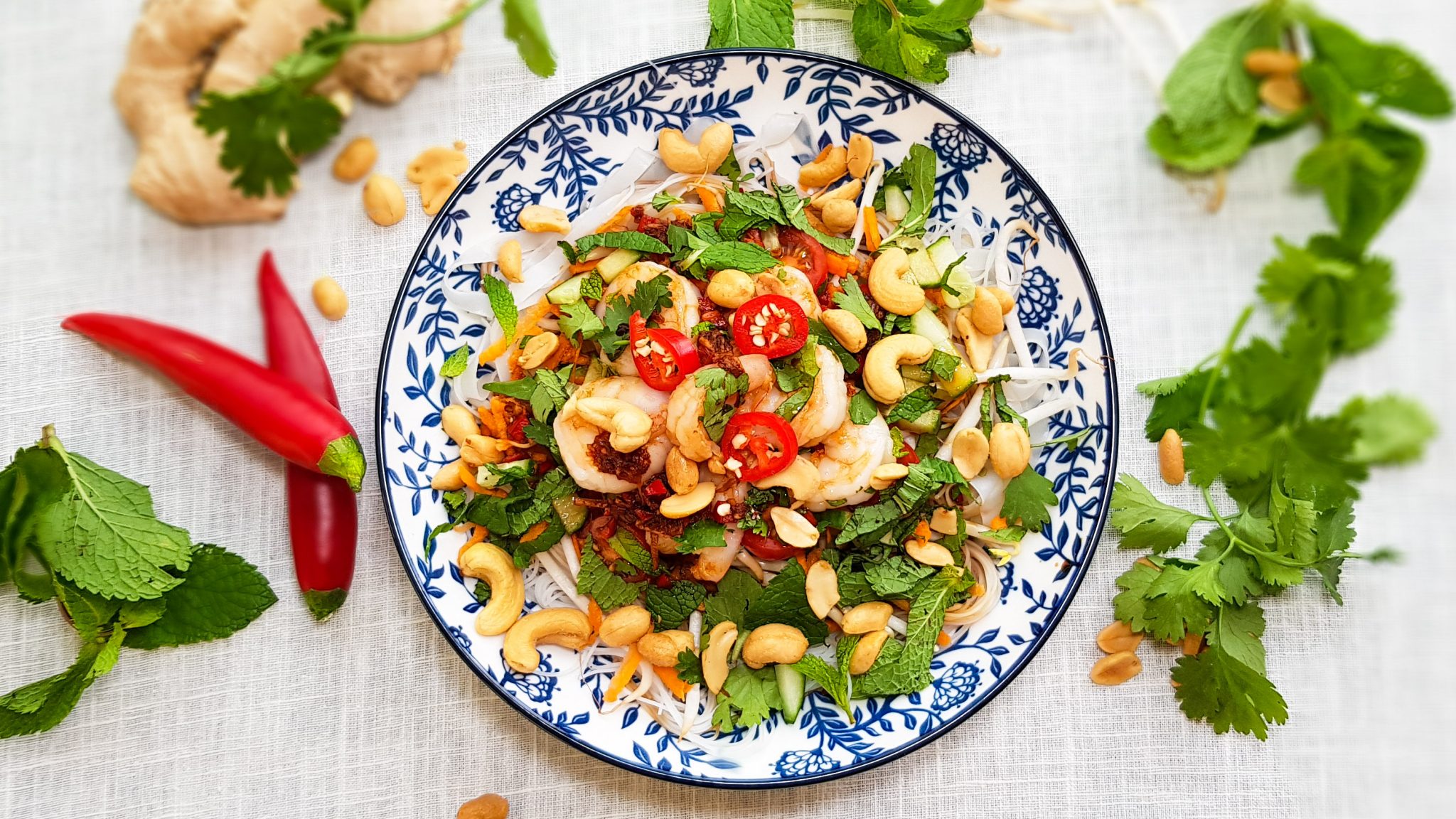 Vietnamese gamba salade