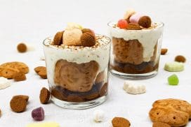 Sinterklaas toetje met pepernoten en taaitaai