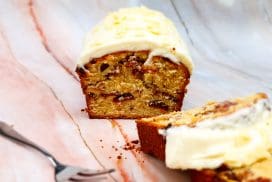 Aardbeiencake met vanillefrosting