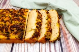 Focaccia met groene pesto