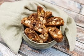 Chocolade cantuccini met hazelnoten
