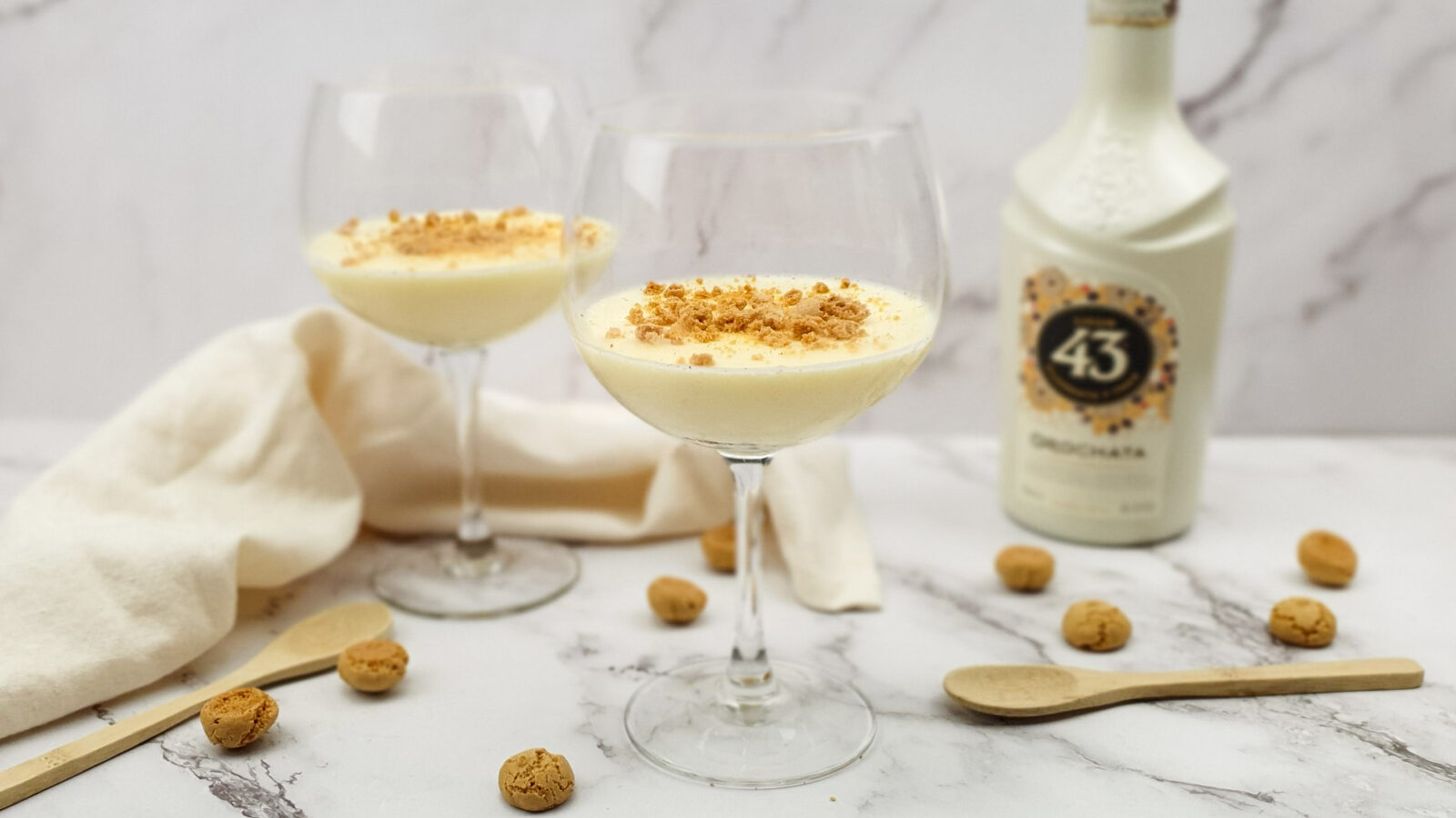 Vanille panna cotta met licor 43 orochata