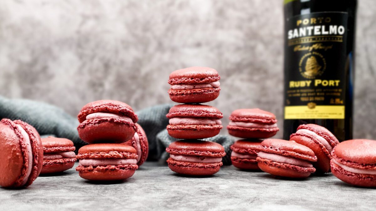 Rode port macarons