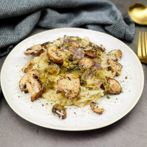 Risotto met gestoofde prei en kastanjechampignons