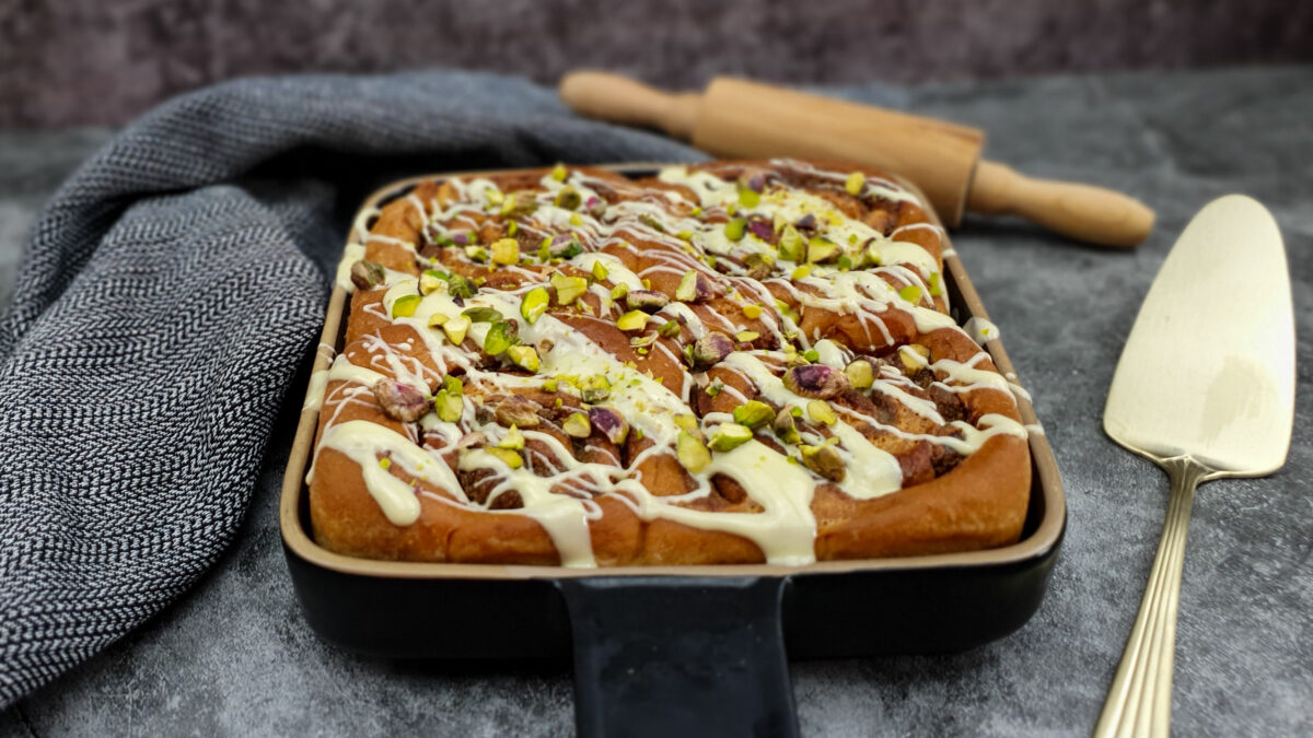 Pistache rolls met witte chocolade en pistachenootjes