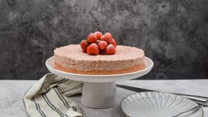 No-bake strawberry cheesecake