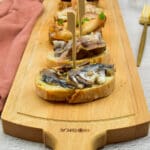Pintxos met sardientjes en citroen aïoli