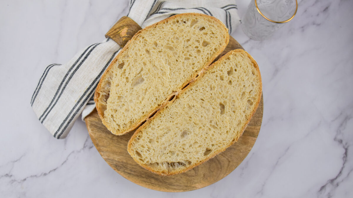 Rustiek rond brood bakken