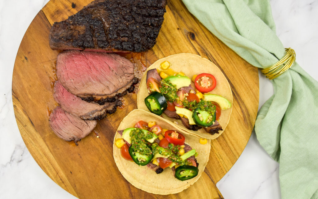 Picanha met maistortilla's, groenten en chimichurri