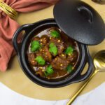 Rode beef curry met bier en kokos