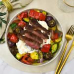 Geroosterde groenten met ribeye steak en burrata