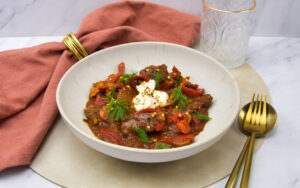 Snelle goulash van ribeye steak