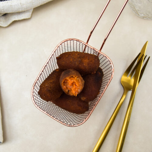 Chorizo 'nduja kroketjes met manchego