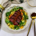 Orzo caprese met bavette steak