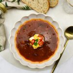 Chilibonen soep met crème fraîche