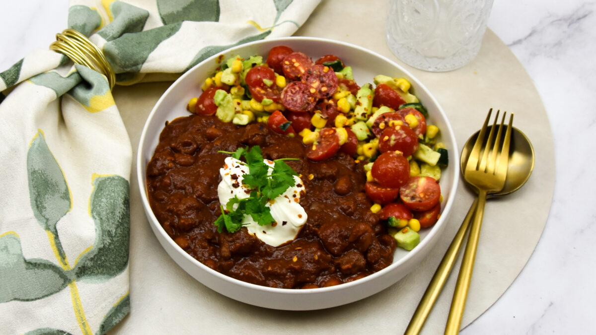 Mole chili con carne met mails salsa