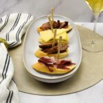 Pintxos met tomaat en ibericoham