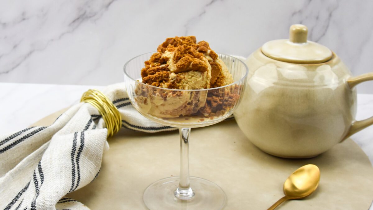 Biscoff speculoos ijs met koekjes