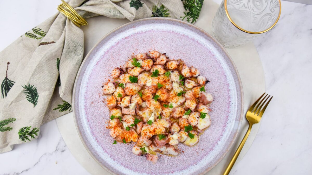Spaanse octopus met paprikapoeder en goede olijfolie