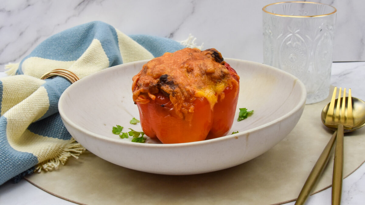 Gevulde paprika's met chorizo en cheddar