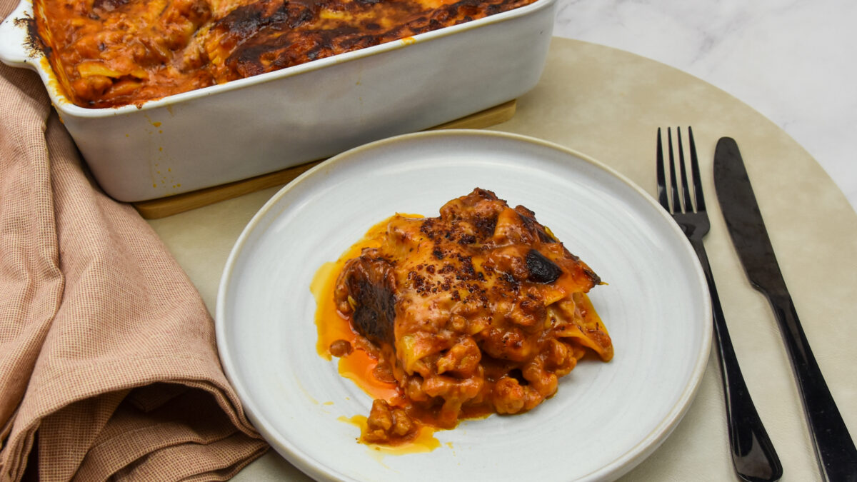 Lasagne met gamba's en varkensgehakt met habanero olie